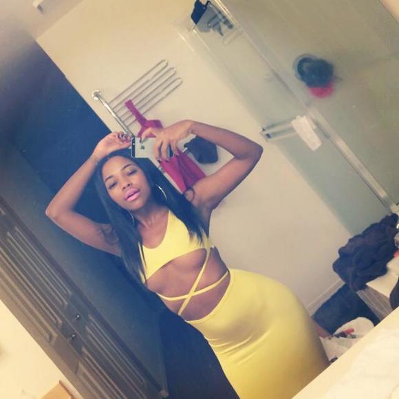 Meet your Posher, Ynesia - Picture 1 of 1